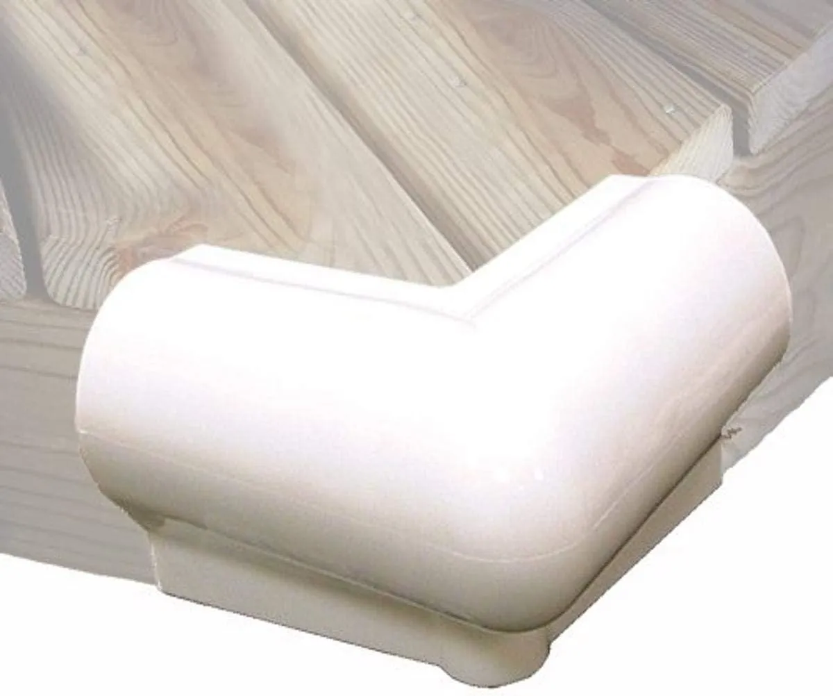 Taylor Made Products 90 Degree Vinyl Dock Corner Bumper (White)